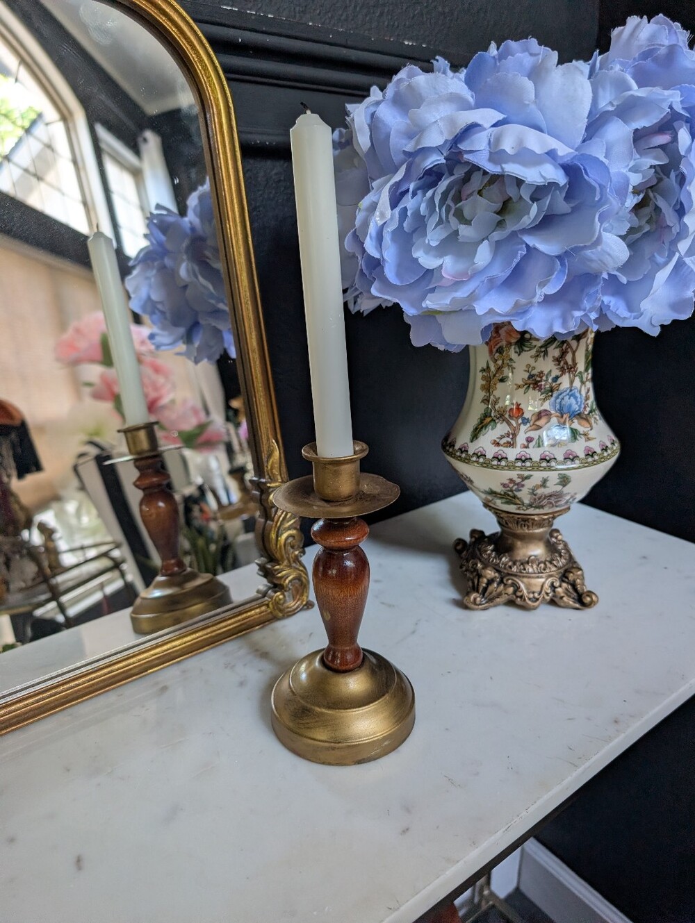 Vintage Home Interiors Gold Metal Wood Taperd Candle holder, 7" x 3.5"